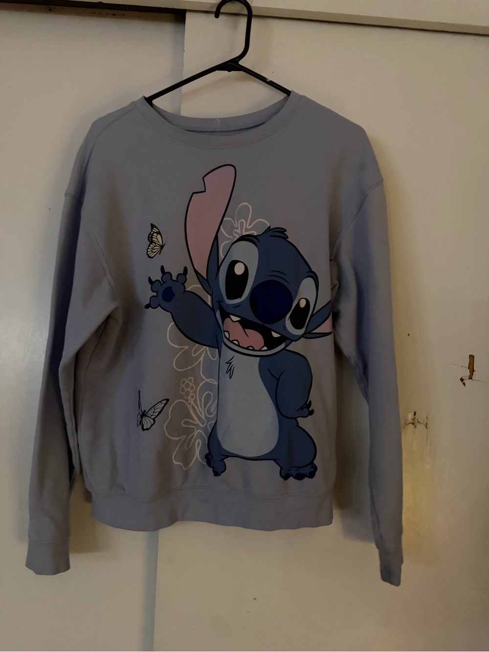 Light Blue Stitch Graphic Crewneck Sweatshirt